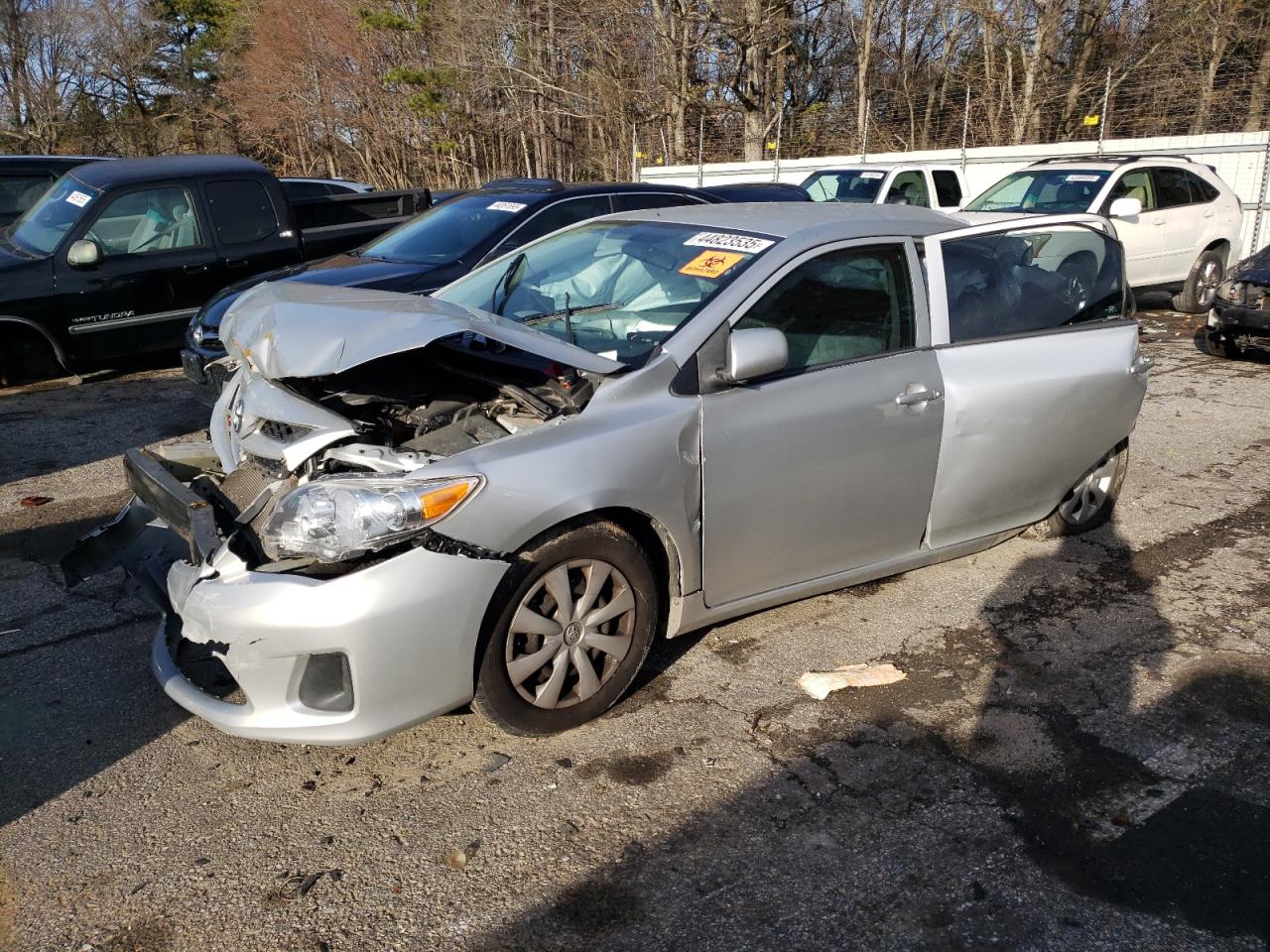 TOYOTA COROLLA BASE