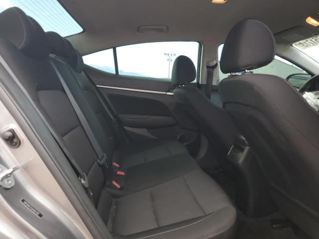 2018 HYUNDAI ELANTRA SE 5NPD84LF0JH401392