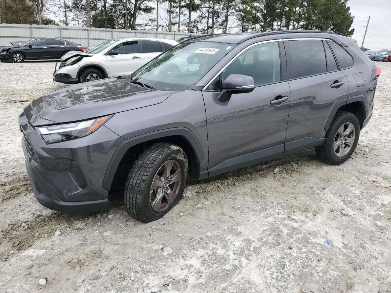 TOYOTA RAV4 XLE