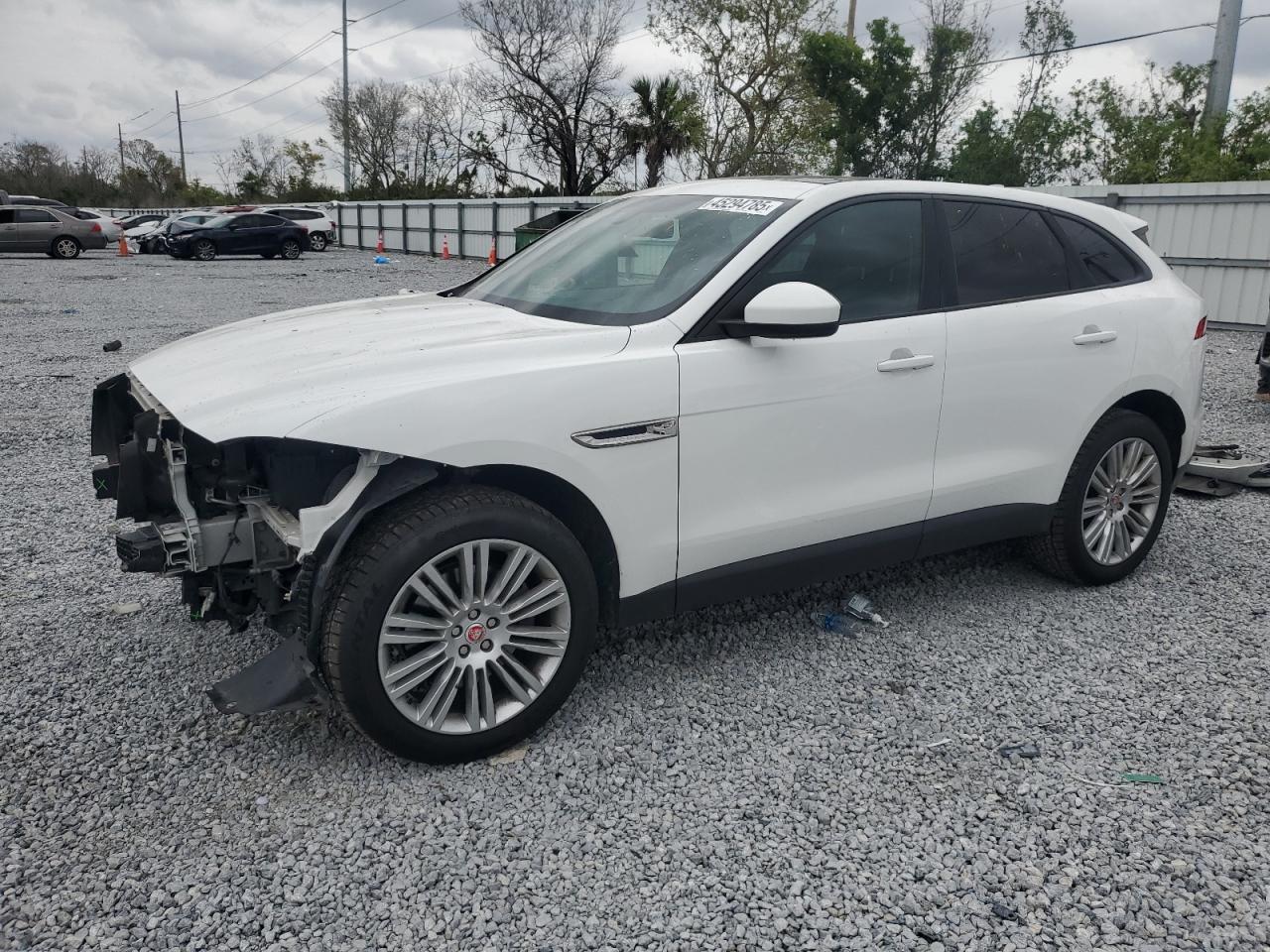 SADCJ2BV0HA064984 JAGUAR F-PACE PRE 2017