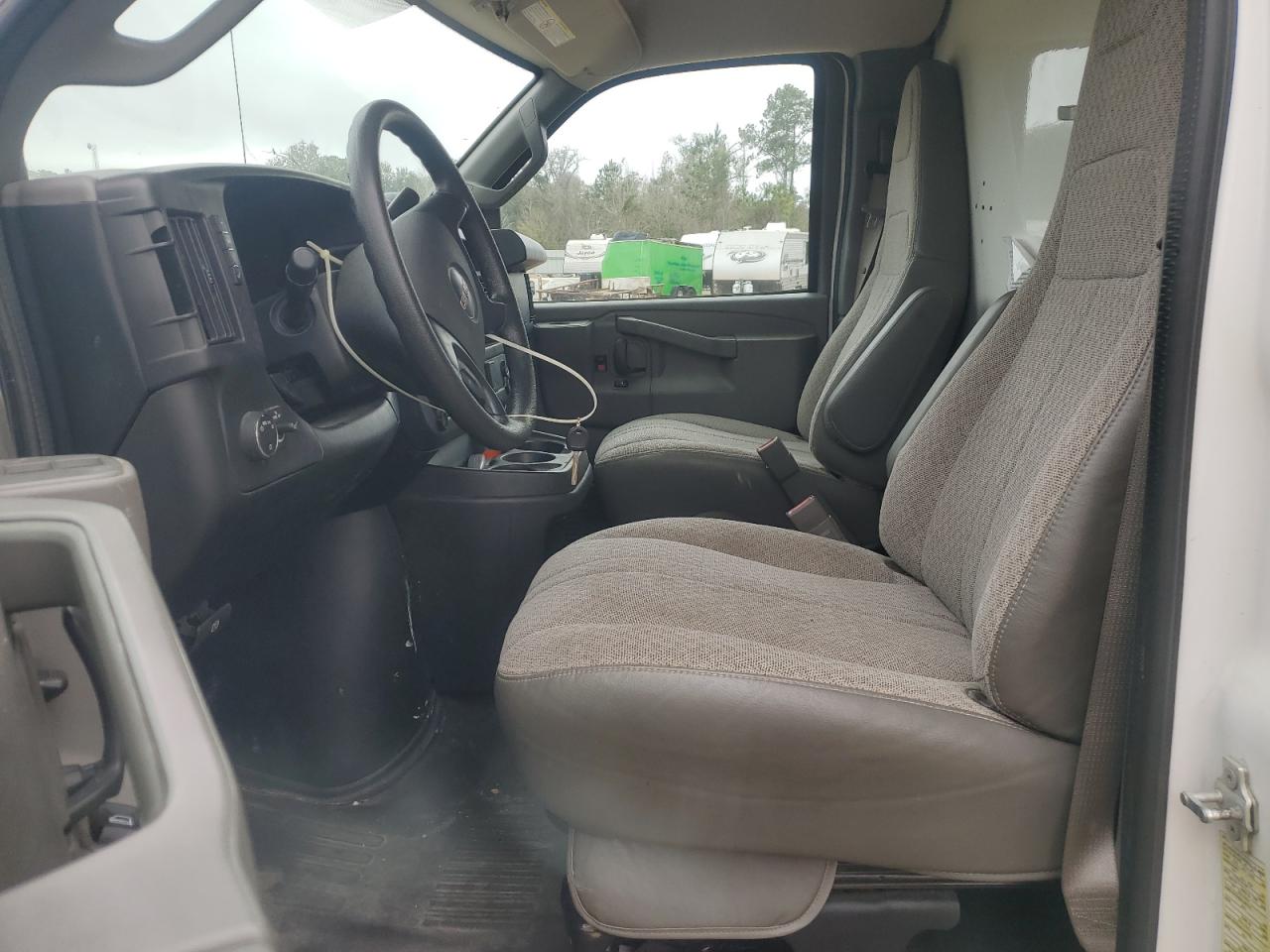 GMC SAVANA CUTAWAY G3500