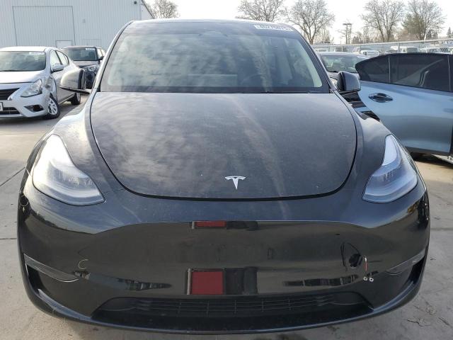 2025 TESLA MODEL Y - 7SAYGAEE7SF215150