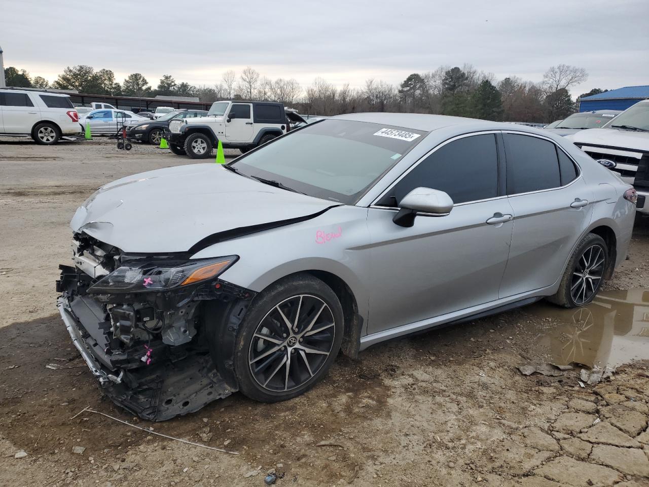 TOYOTA CAMRY SE