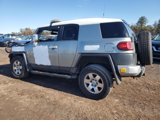 TOYOTA FJ CRUISER 2009 silver 4dr spor gas JTEBU11F89K069327 photo #3
