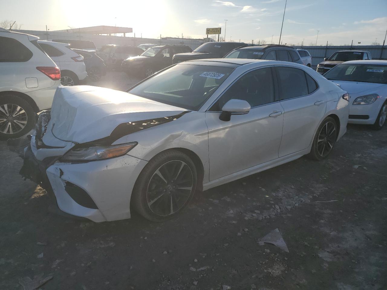 TOYOTA CAMRY XSE