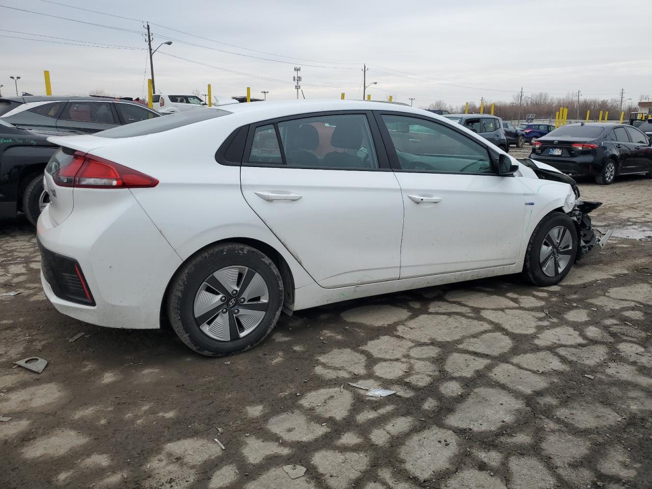 HYUNDAI IONIQ BLUE