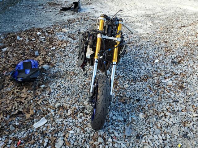 2017 YAMAHA YZFR6 JYARJ28E6HA002305