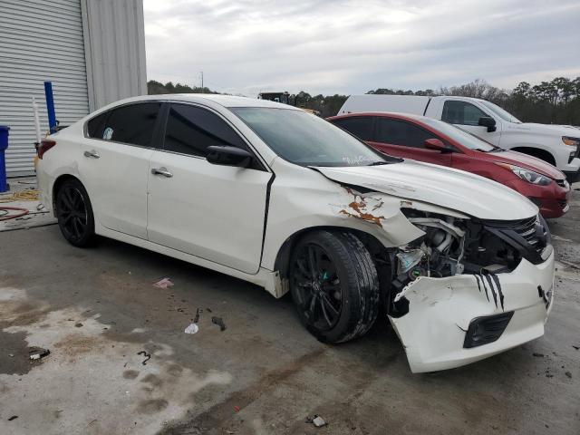 Vin: 1n4al3ap5jc268346, lot: 44557815, nissan altima 2.5 20184