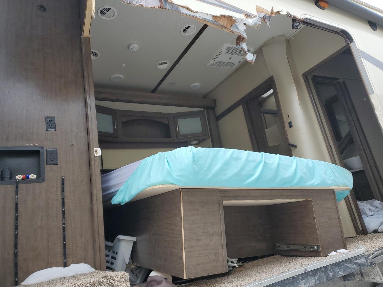 Lot #3258859831 2017 SOLI TRVL TRLR