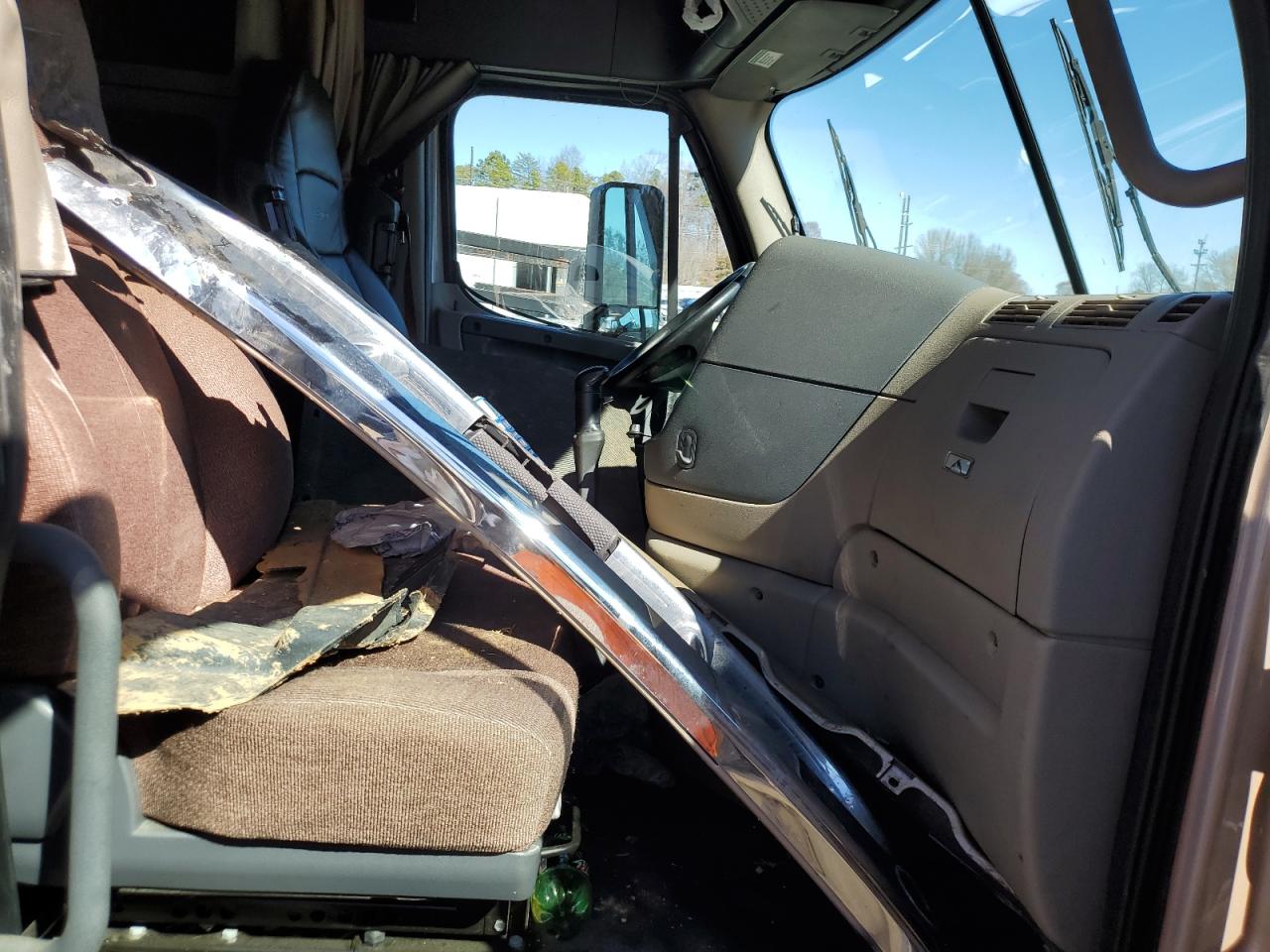 Lot #3245305596 2016 FREIGHTLINER CASCADIA 1