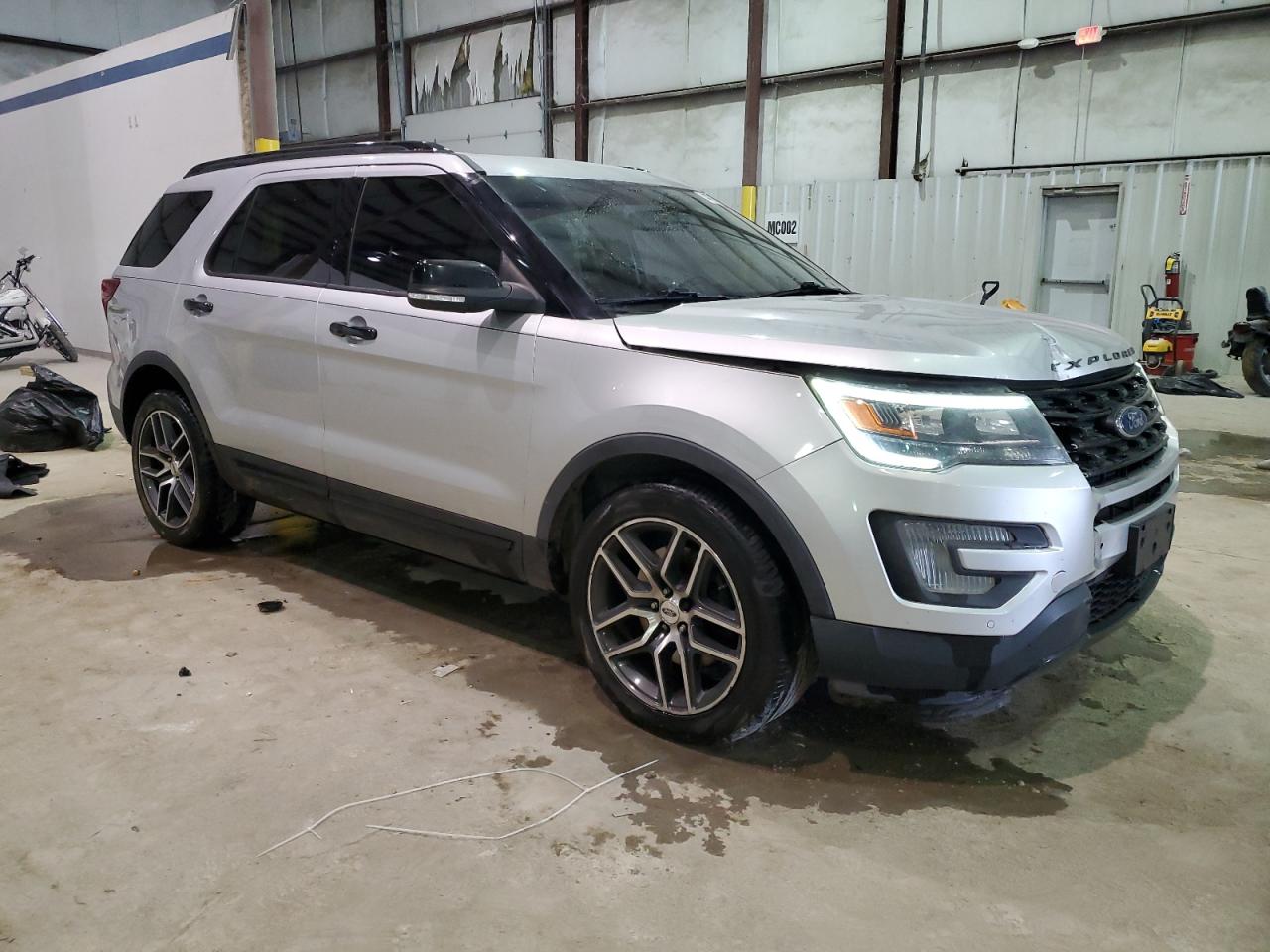FORD EXPLORER SPORT