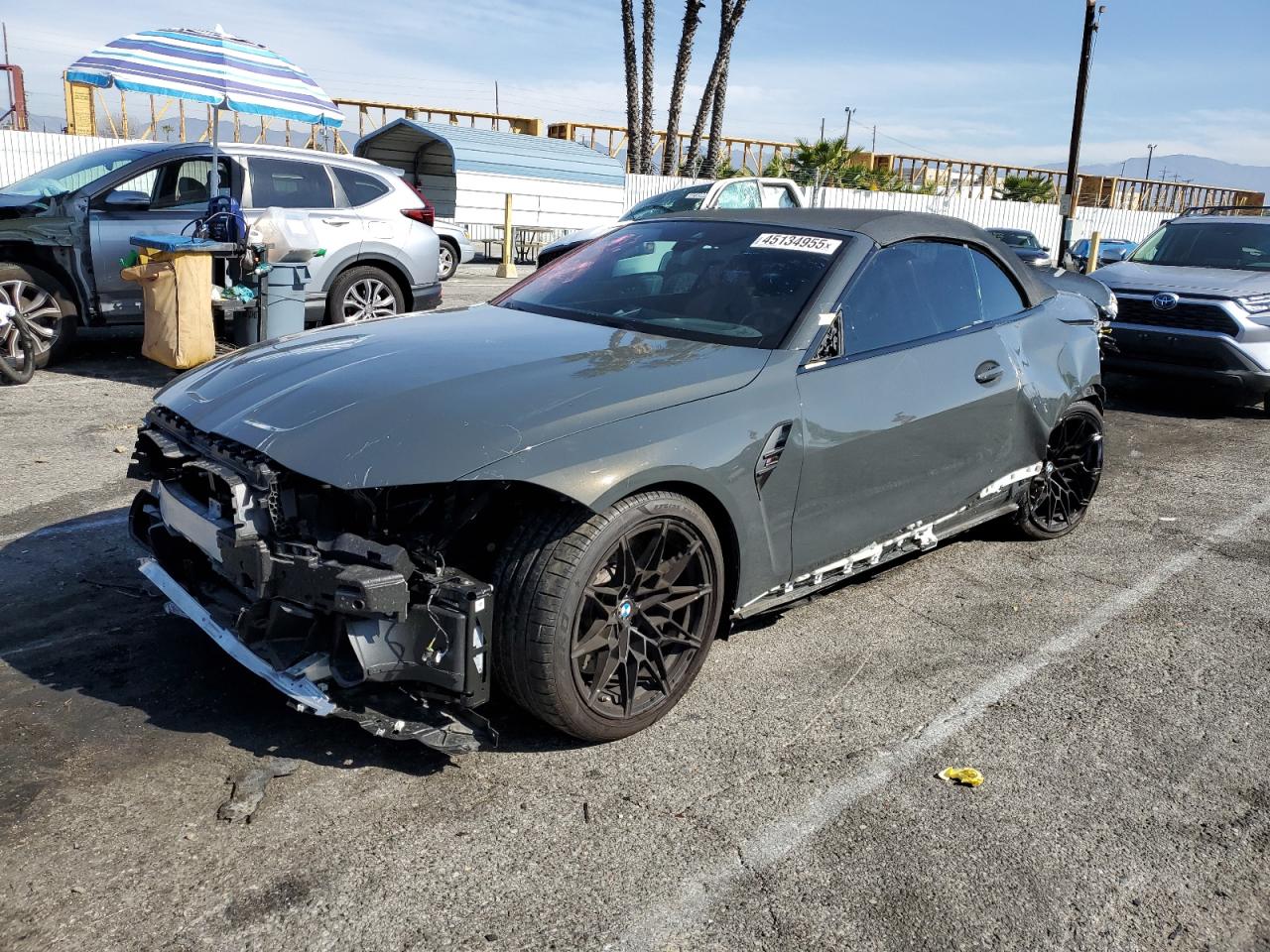 BMW M4 COMPETITION