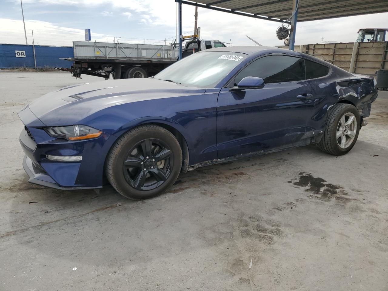 FORD MUSTANG