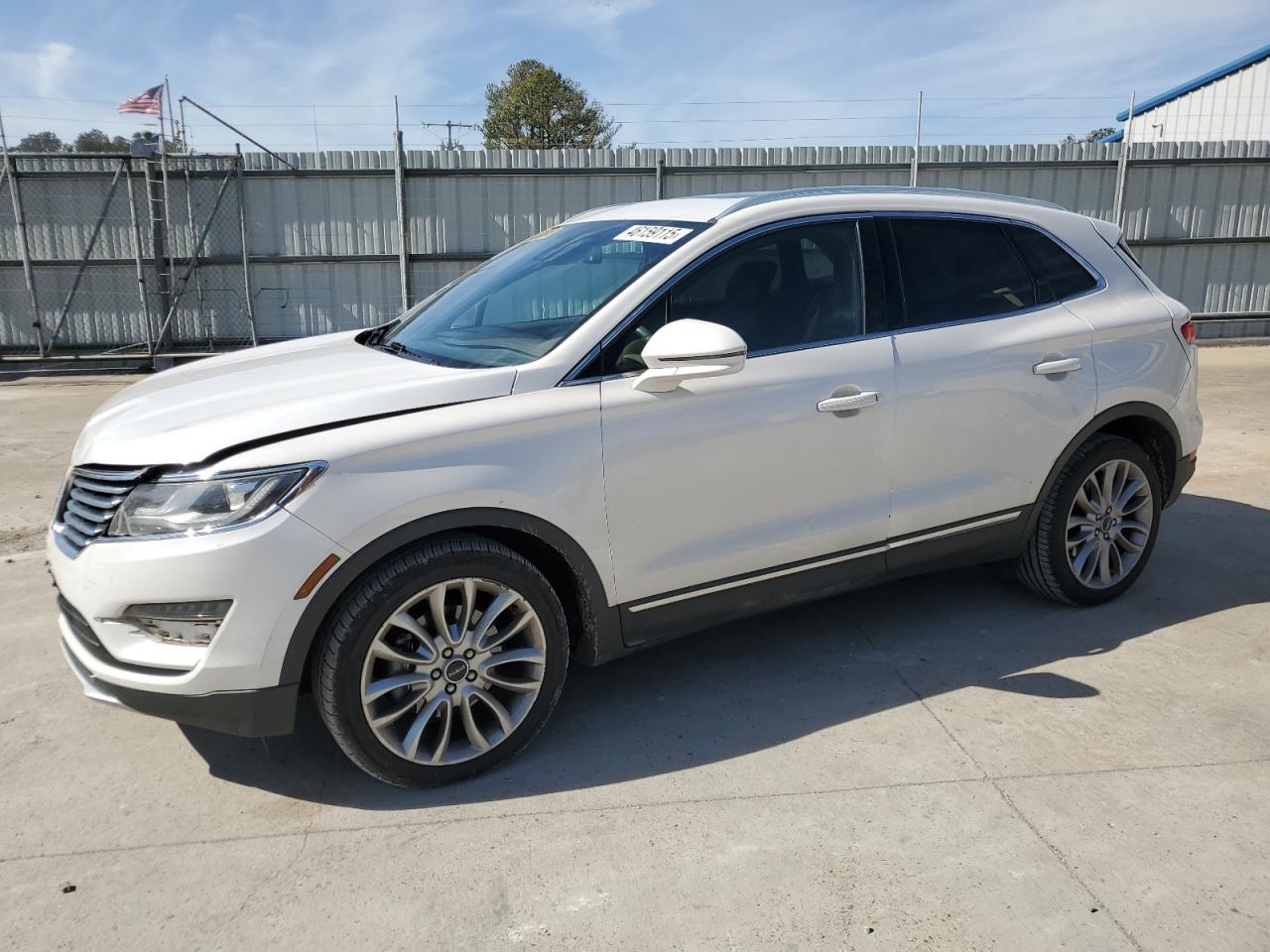5LMCJ3C95HUL57953 LINCOLN MKC RESERV 2017