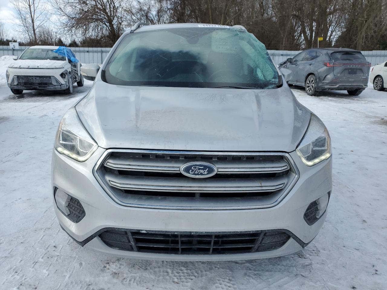 FORD ESCAPE TITANIUM