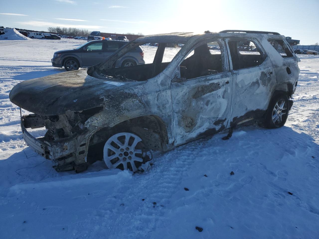 1GNEVHKW5KJ170866 CHEVROLET TRAVERSE L 2019