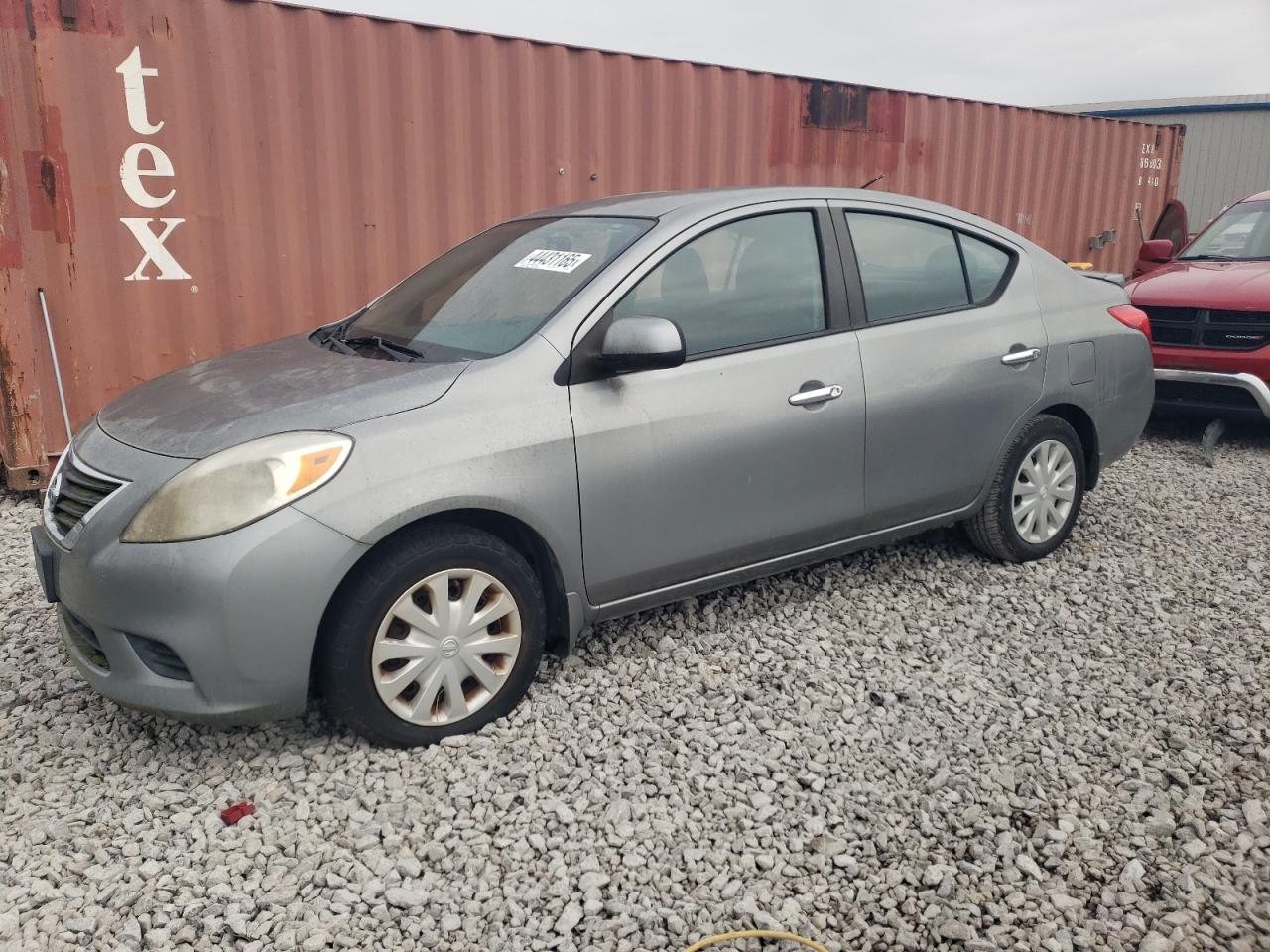 NISSAN VERSA S