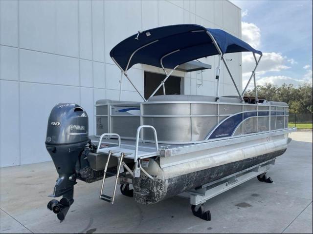 BENNINGTON MARINE PONTOON 2022 two tone   ETWC9747L122 photo #3