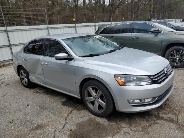 2015 VOLKSWAGEN PASSAT S - 1VWAT7A34FC089685