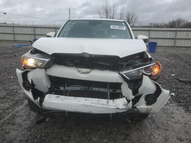 2020 TOYOTA 4RUNNER SR - JTEZU5JR2L5217512