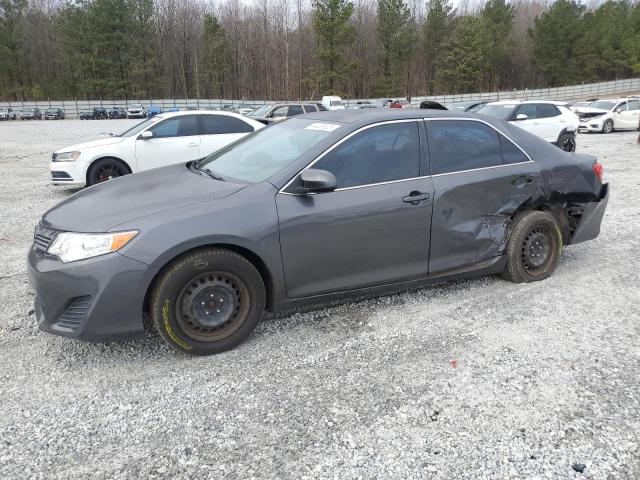 TOYOTA CAMRY BASE