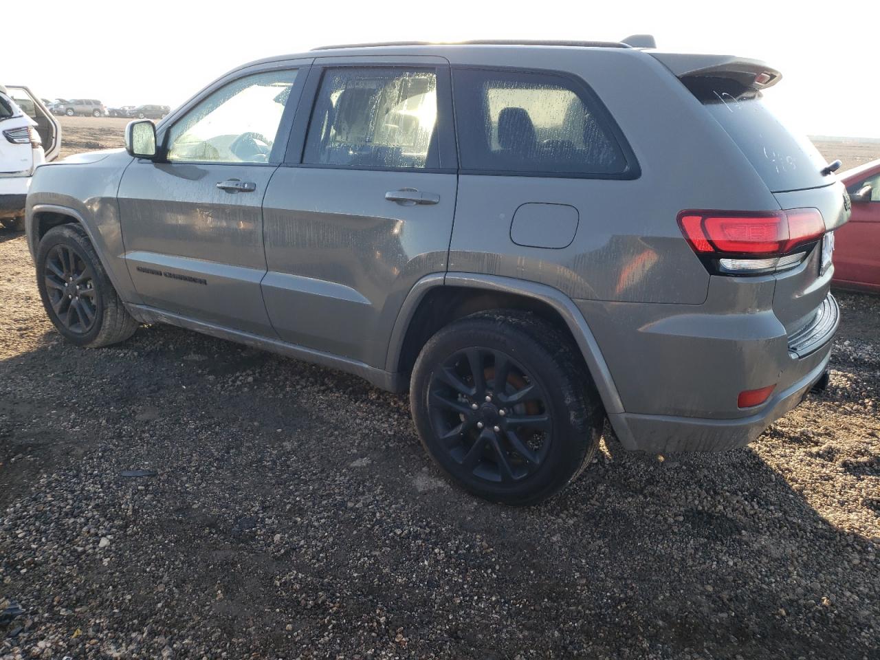 JEEP GRAND CHEROKEE LAREDO