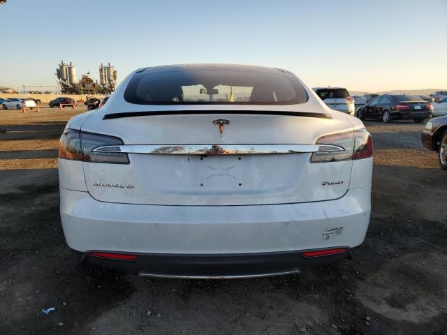 2015 TESLA MODEL S P8 5YJSA4H46FF096747