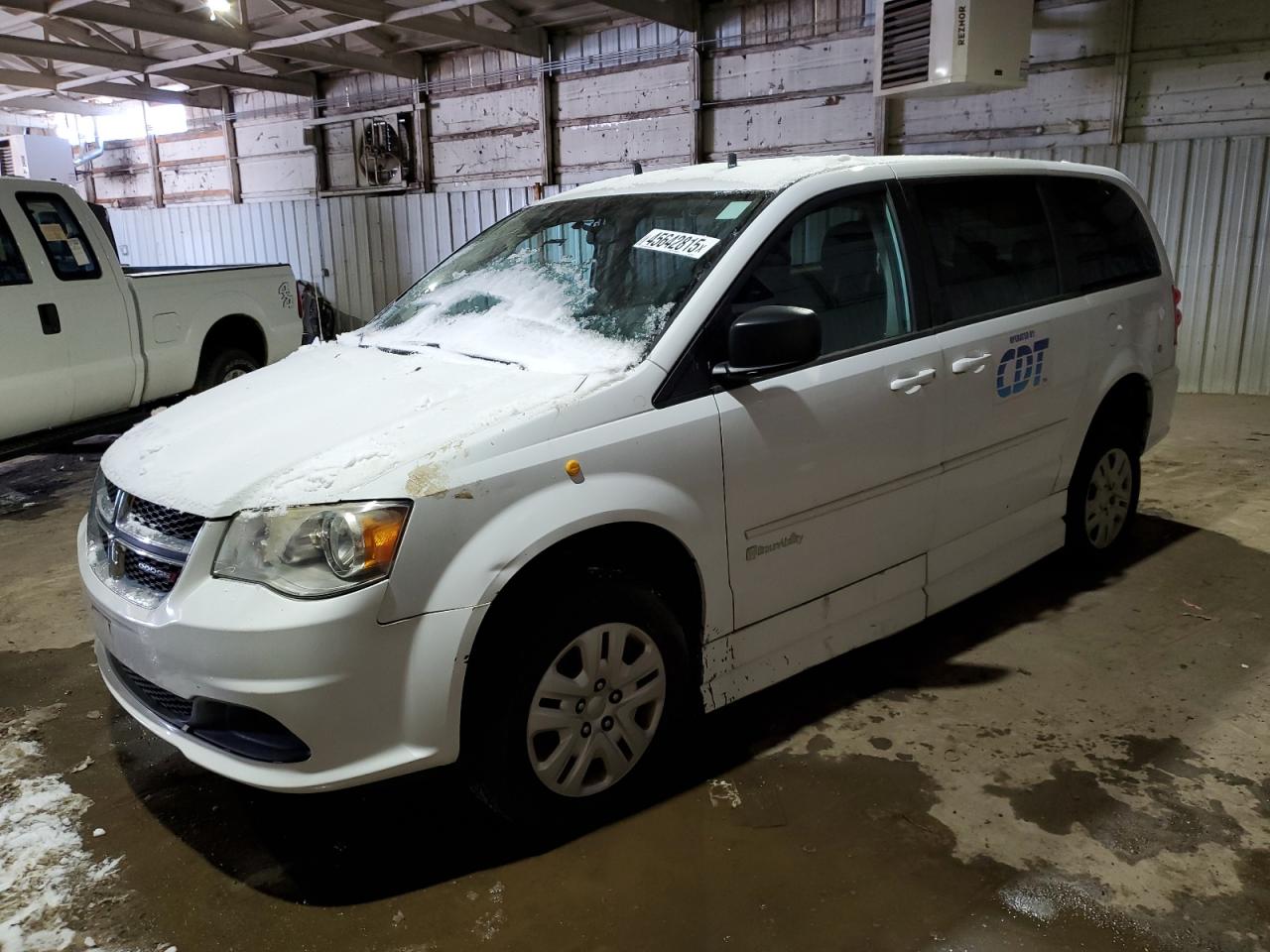  Salvage Dodge Caravan