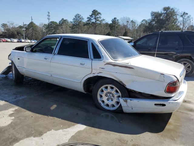 JAGUAR XJ8 1999 white  gas SAJHX1043XC856667 photo #3