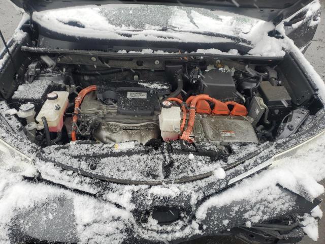 2016 TOYOTA RAV4 HV LI - JTMDJREV6GD043400