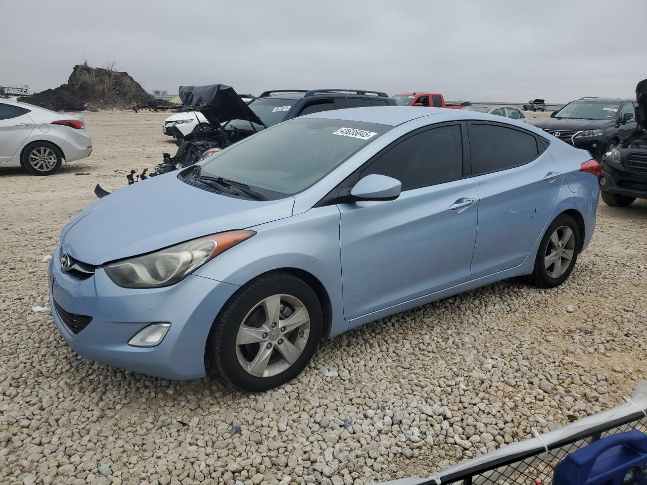  Salvage Hyundai ELANTRA