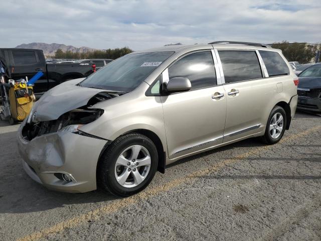 TOYOTA SIENNA LE