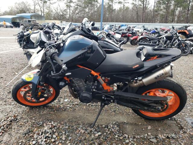 2023 KTM 890 DUKE R VBKTU9408PM849035