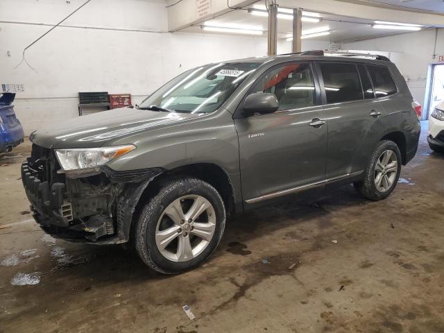 TOYOTA HIGHLANDER