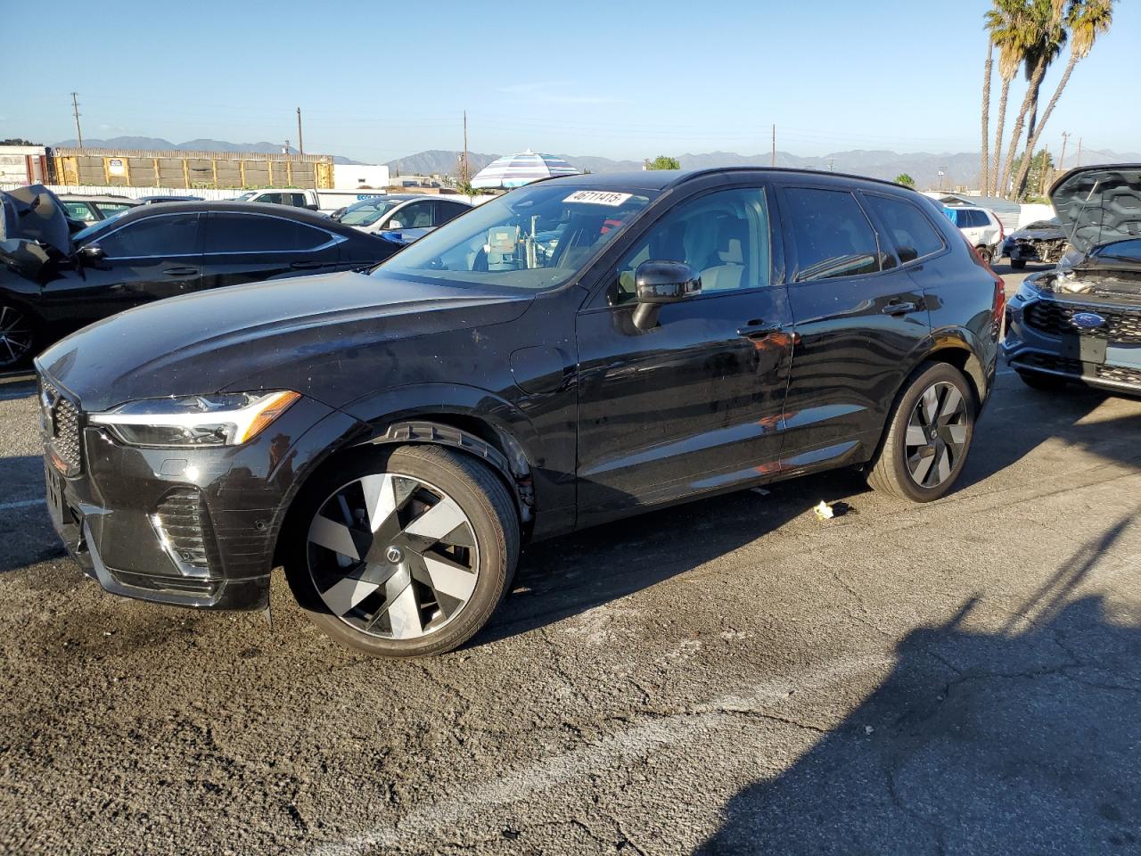 VOLVO XC60 PLUS
