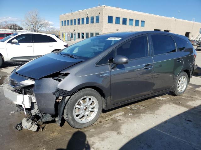 TOYOTA PRIUS V