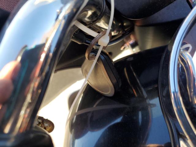 2019 HARLEY-DAVIDSON FLHTCU 1HD1FCC18KB647194