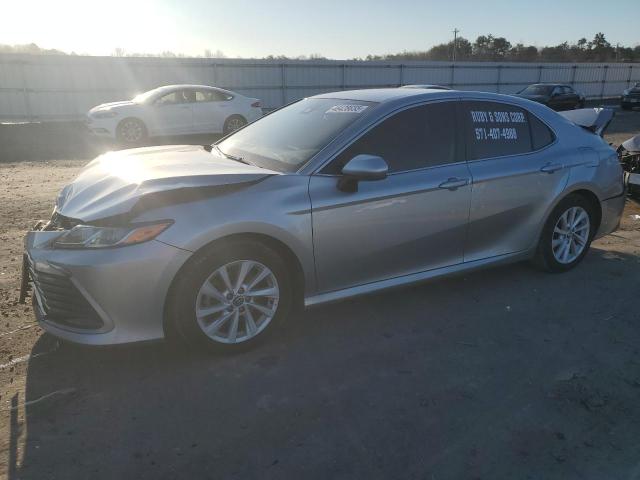 Global Auto Auctions: 2022 TOYOTA CAMRY LE