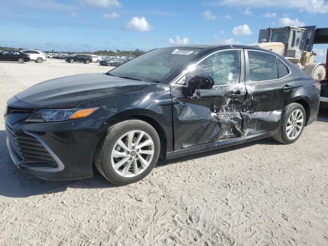 Vin: 4t1r11ak9ru242569, lot: 45028005, toyota camry le 2024 img_1