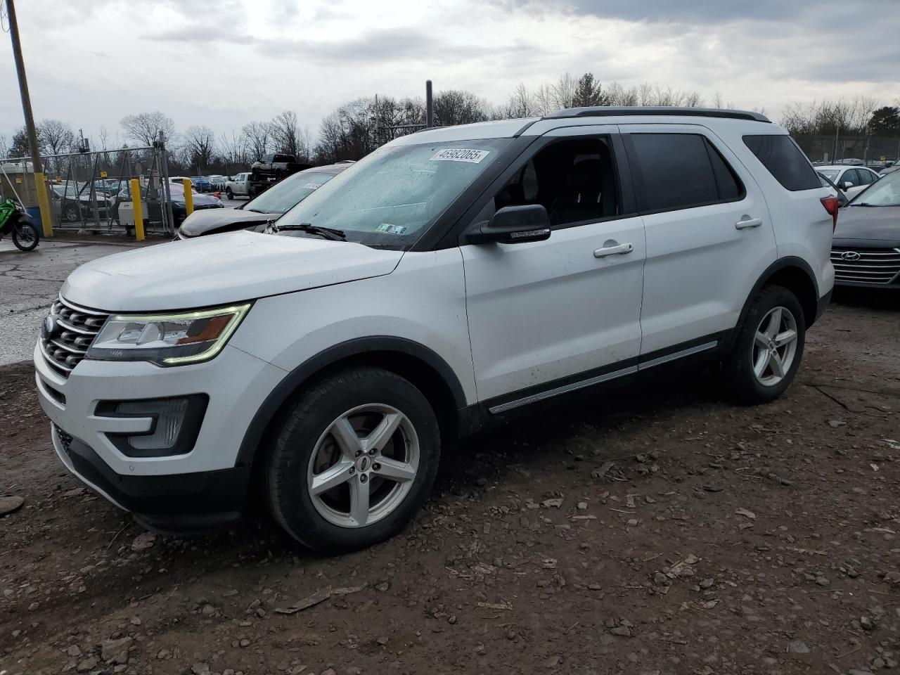 FORD EXPLORER XLT