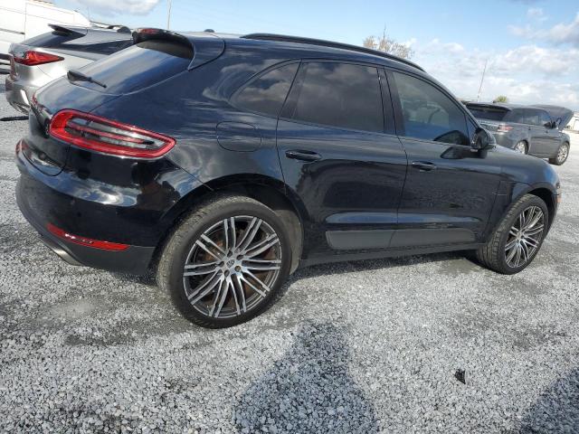 PORSCHE MACAN 2017 black  gas WP1AA2A51HLB03234 photo #4