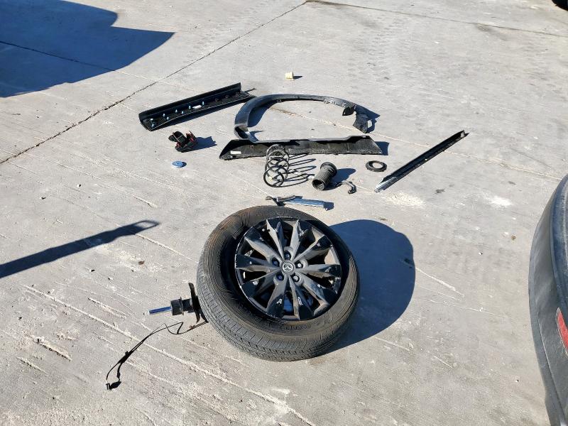 2025 MAZDA CX-50 PREF - 7MMVABBMXSN329678