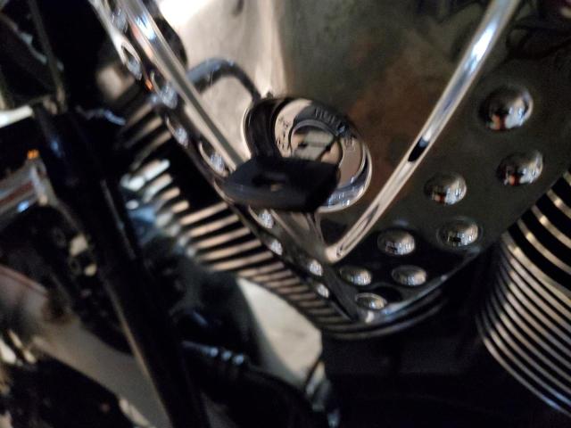 2002 VICTORY MOTORCYCLES DELUXE TOU 5VPTD16D023001573