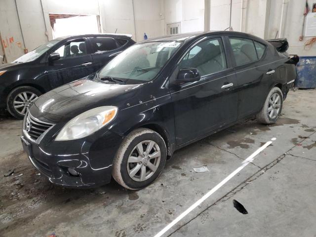 NISSAN VERSA S