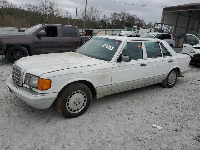 MERCEDES-BENZ 560 SEL