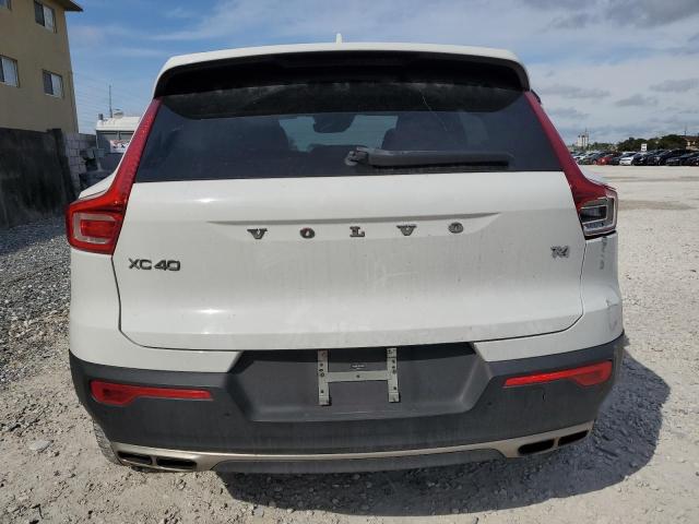 2019 VOLVO XC40 T4 MO YV4AC2HK8K2072999