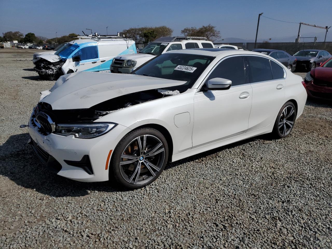 3MW5P7J07M8B84709 BMW 330E 2021