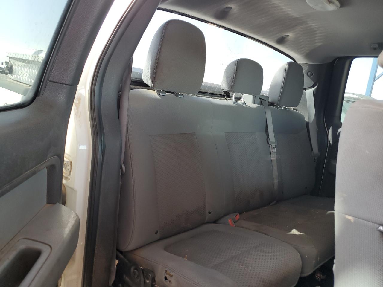 FORD F-150 SUPER CAB