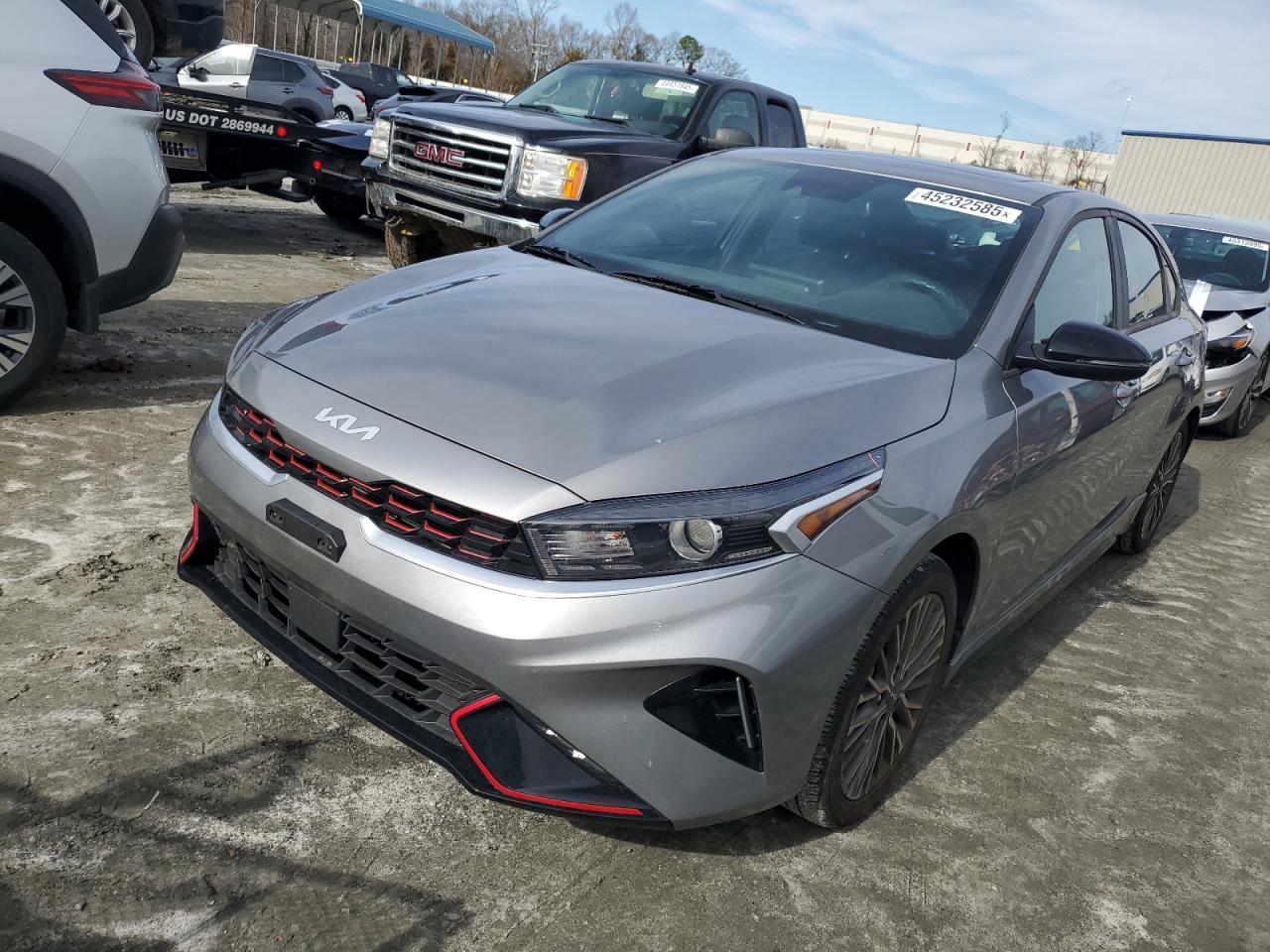 KIA FORTE GT LINE