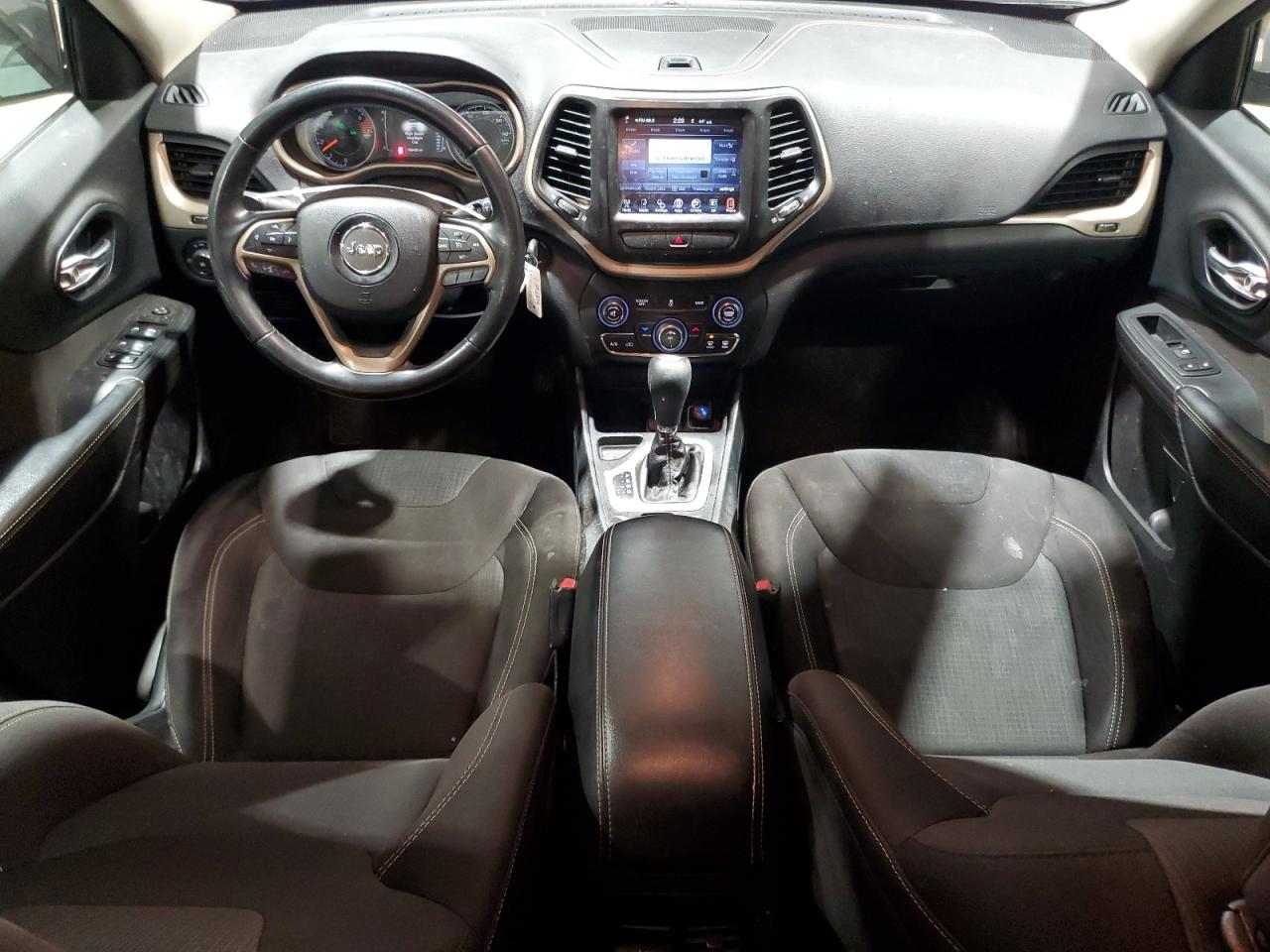 JEEP GRAND CHEROKEE LATITUDE